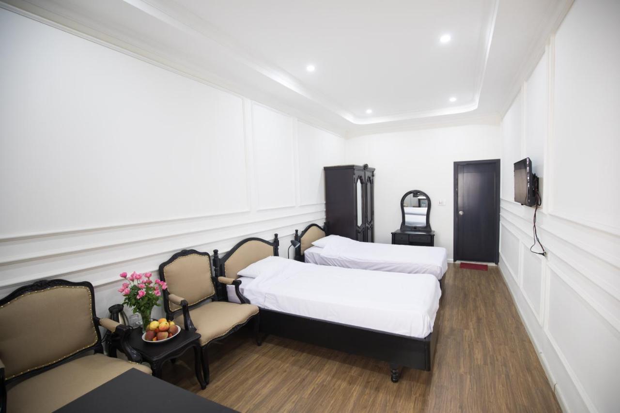 Trang Tien Hotel Hanoi Buitenkant foto