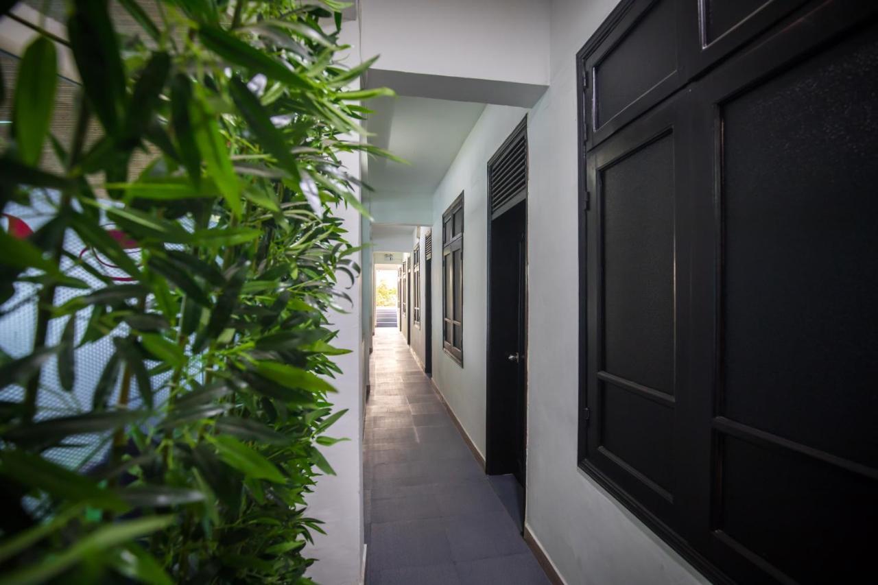Trang Tien Hotel Hanoi Buitenkant foto